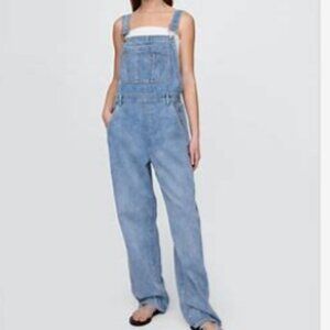 Gap Loose Overalls - New WO tags - Light Indigo - Size Large - Petite